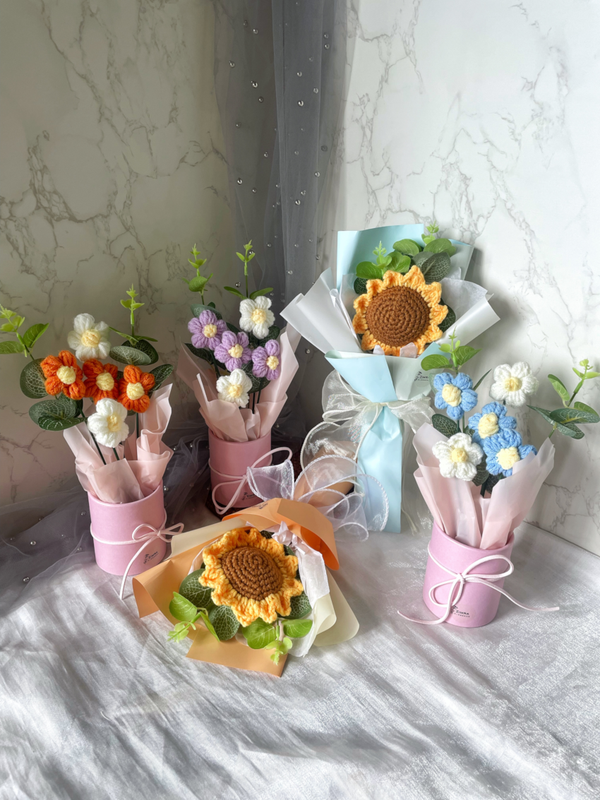 Crochet & Knitted Flowers