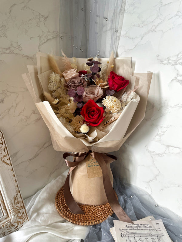 Zimra Blossoms Bouquet Large (6-8 Roses)